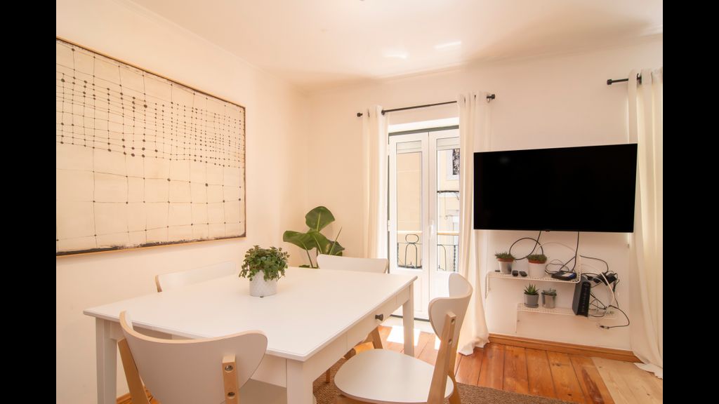 Charming & Peaceful Family Flat