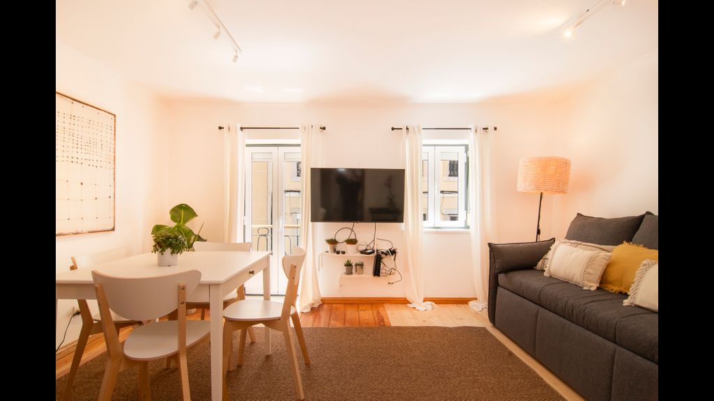 Charming & Peaceful Family Flat