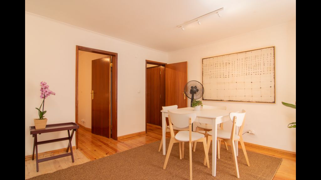 Charming & Peaceful Family Flat