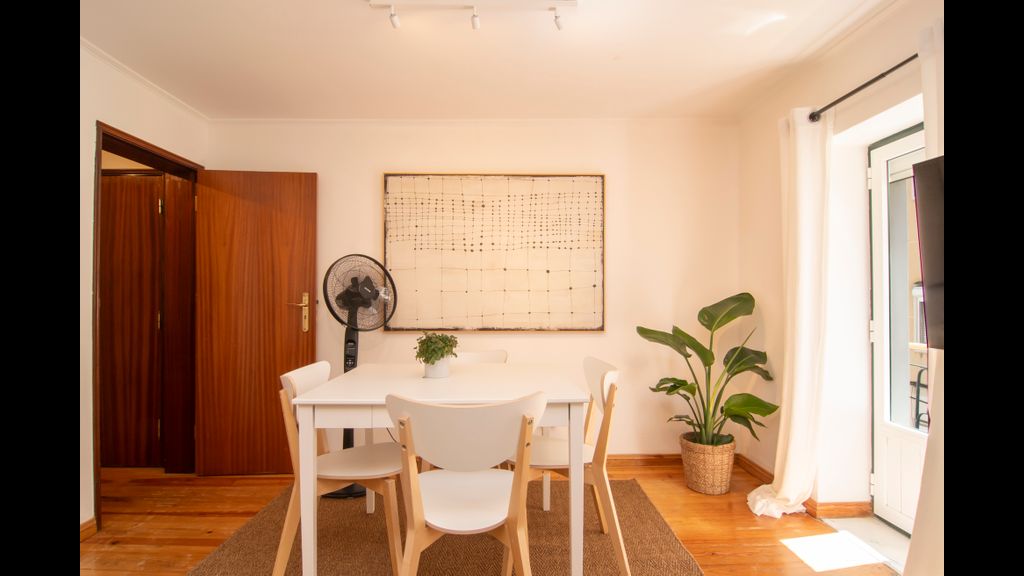 Charming & Peaceful Family Flat