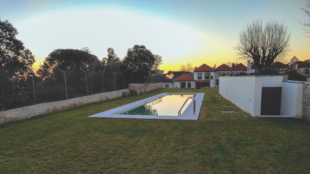 Terrace Pool Apartment Oporto by LovelyStay