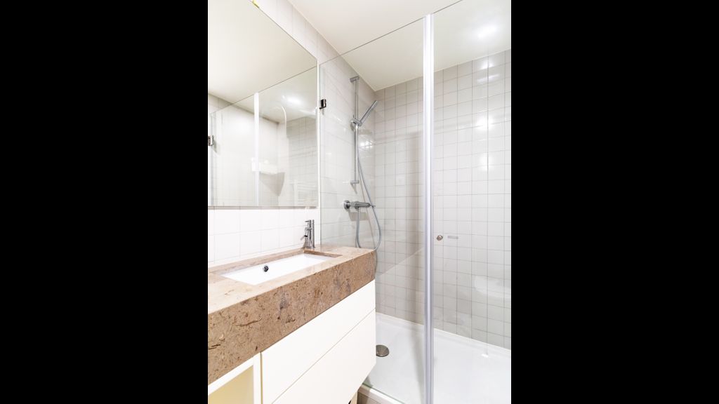 Terrace Pool Apartment Oporto by LovelyStay