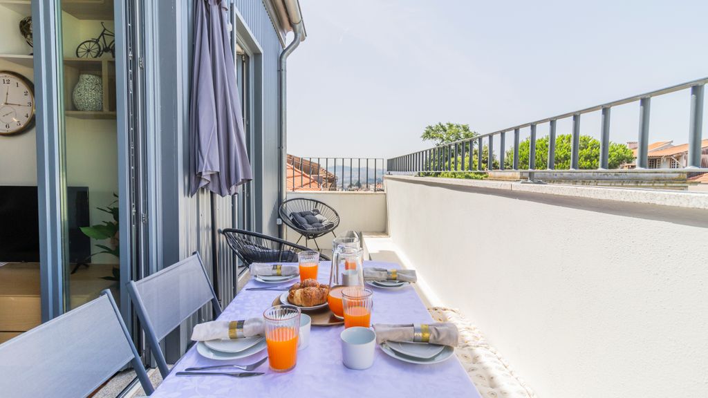 Terrace Pool Apartment Oporto by LovelyStay