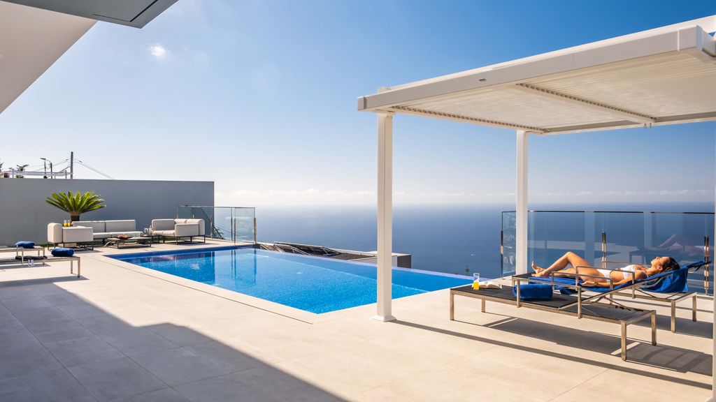 Villa Boa Nova Branca by LovelyStay
