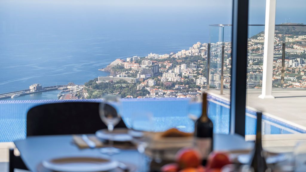 Villa Boa Nova Branca by LovelyStay