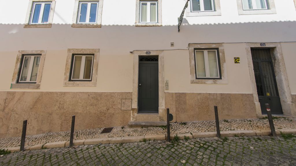 Modern Oasis in Bairro Alto by LovelyStay