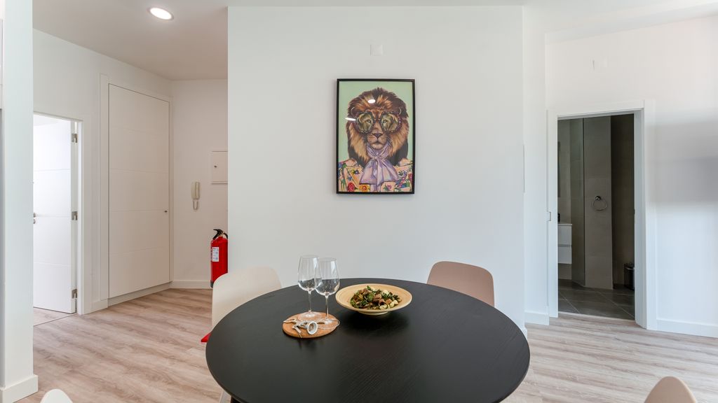 Modern Retreat 2 in Faro by Lovelystay