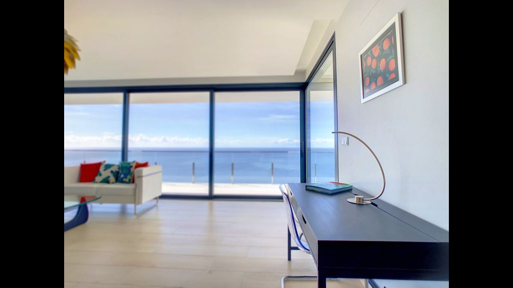 Francelho 1 Apartment by LovelyStay