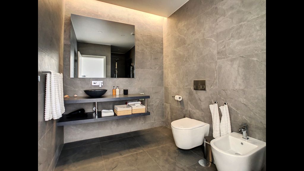 Francelho 2 Apartment by LovelyStay