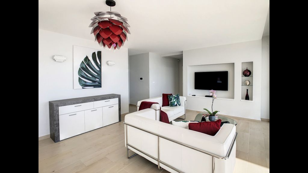 Francelho 2 Apartment by LovelyStay