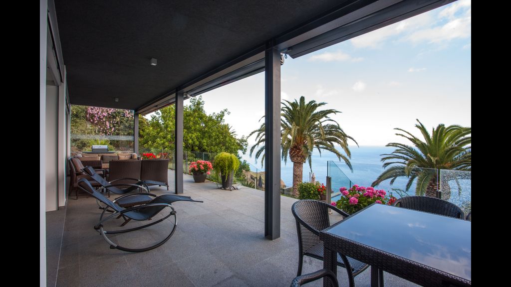 Casa Martinhos by LovelyStay