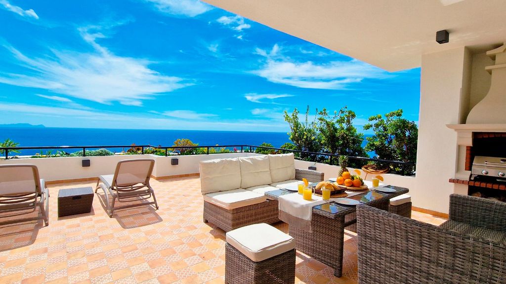 Casa Ulli by LovelyStay