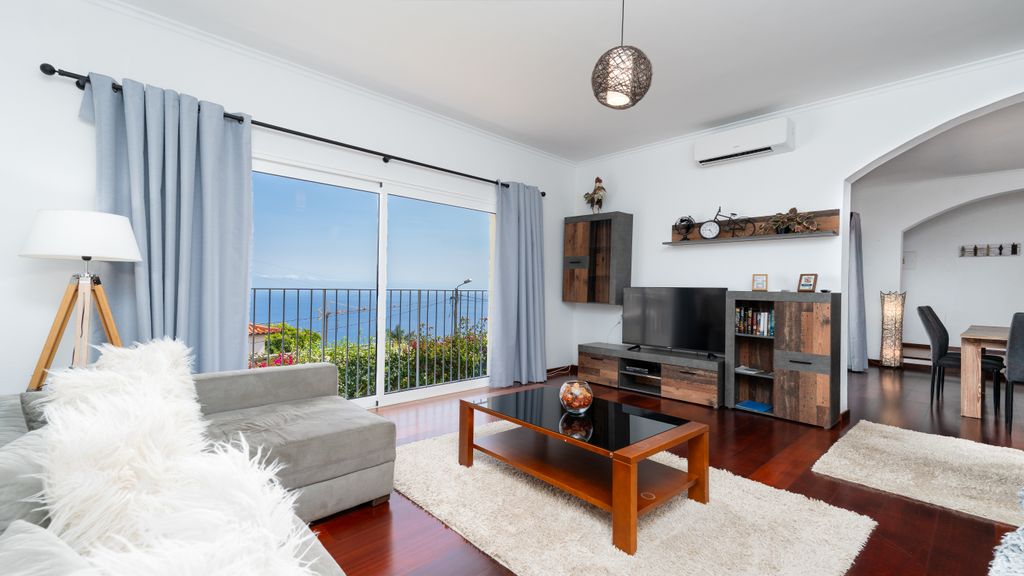 Casa Eleanor by LovelyStay