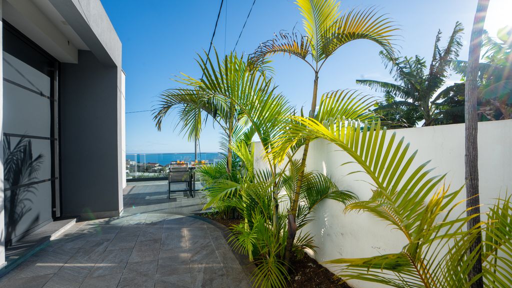 Casa Erbozeta by LovelyStay