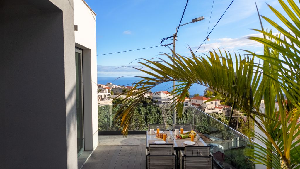 Casa Erbozeta by LovelyStay