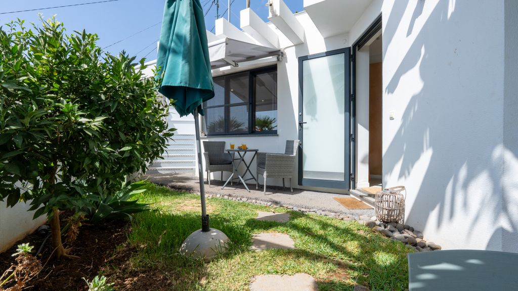Casinha Atlântica by LovelyStay