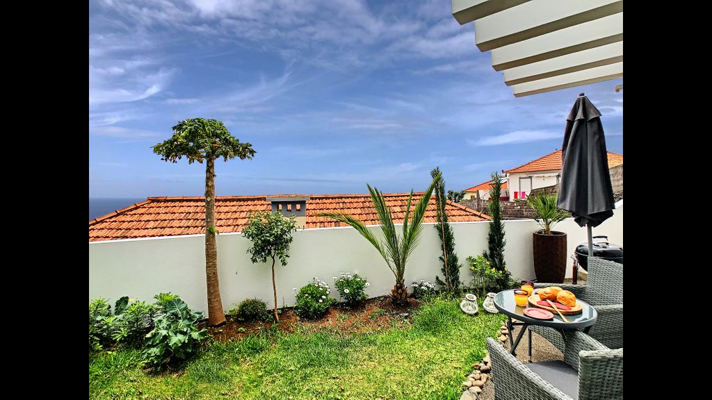 Casinha Atlântica by LovelyStay