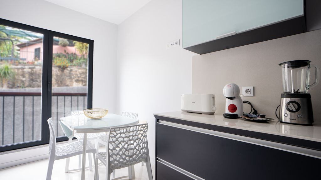 Deluxe Living by LovelyStay