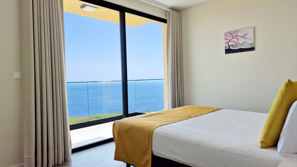 Eden Sun-Modern Luxury Villa with Panoramic View