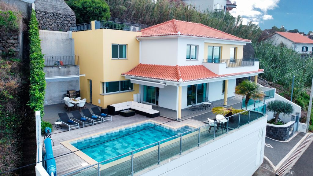 Estrela do Mar - Lovely, Sun Filled Villa