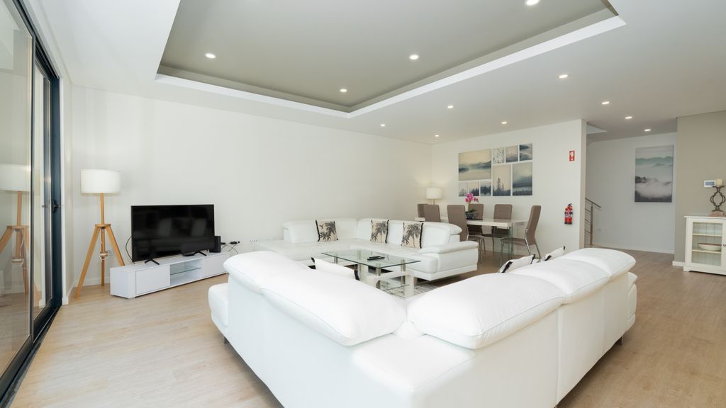 Evoque Villa by LovelyStay