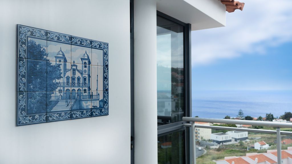 Penthouse Paradisus by LovelyStay