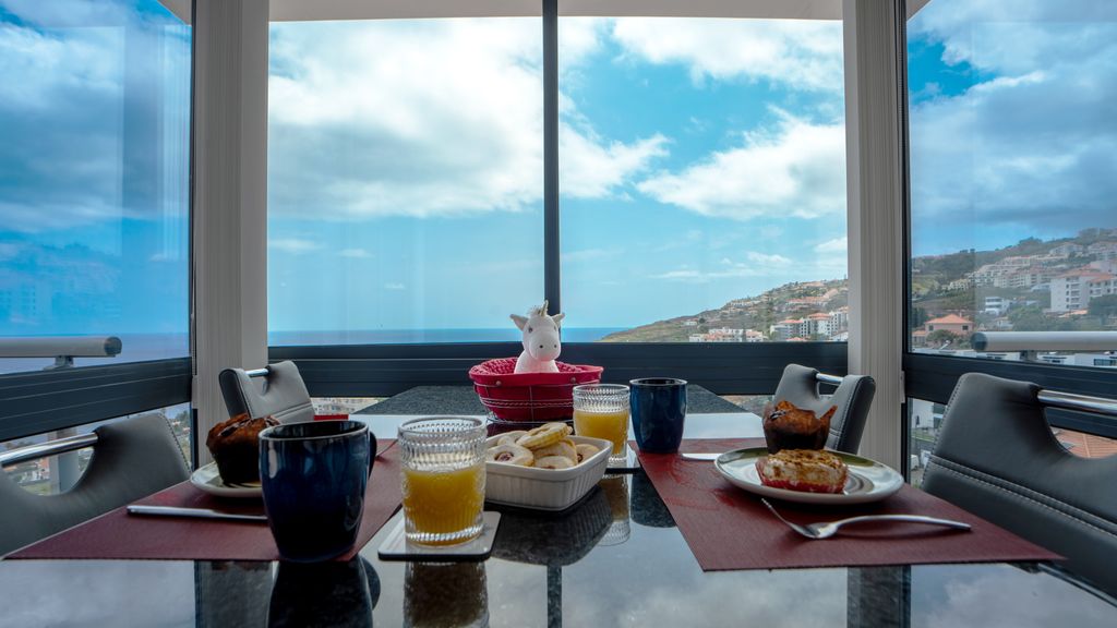 Penthouse Paradisus by LovelyStay