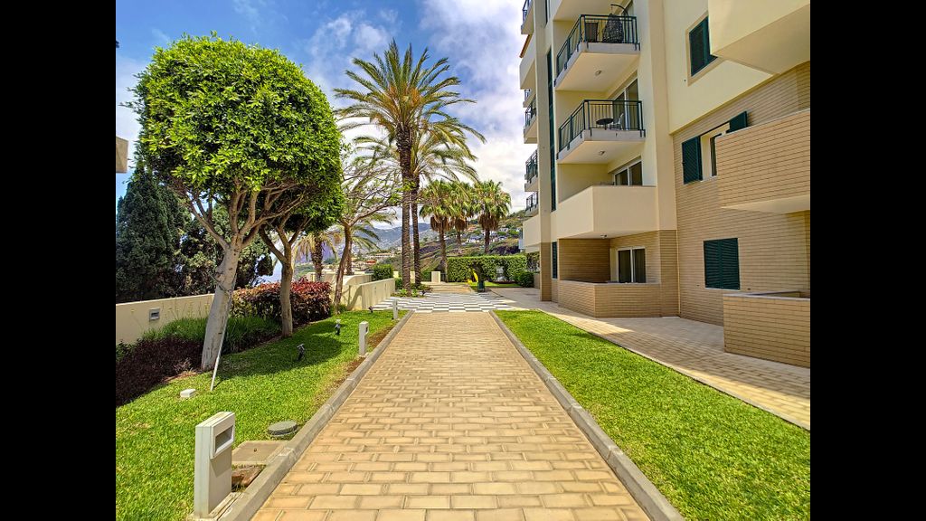 Vila Formosa Top View by LovelyStay