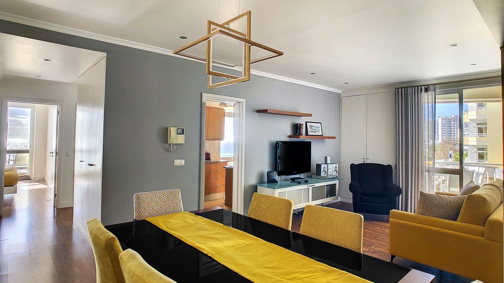 Lido Life Apartment by LovelyStay