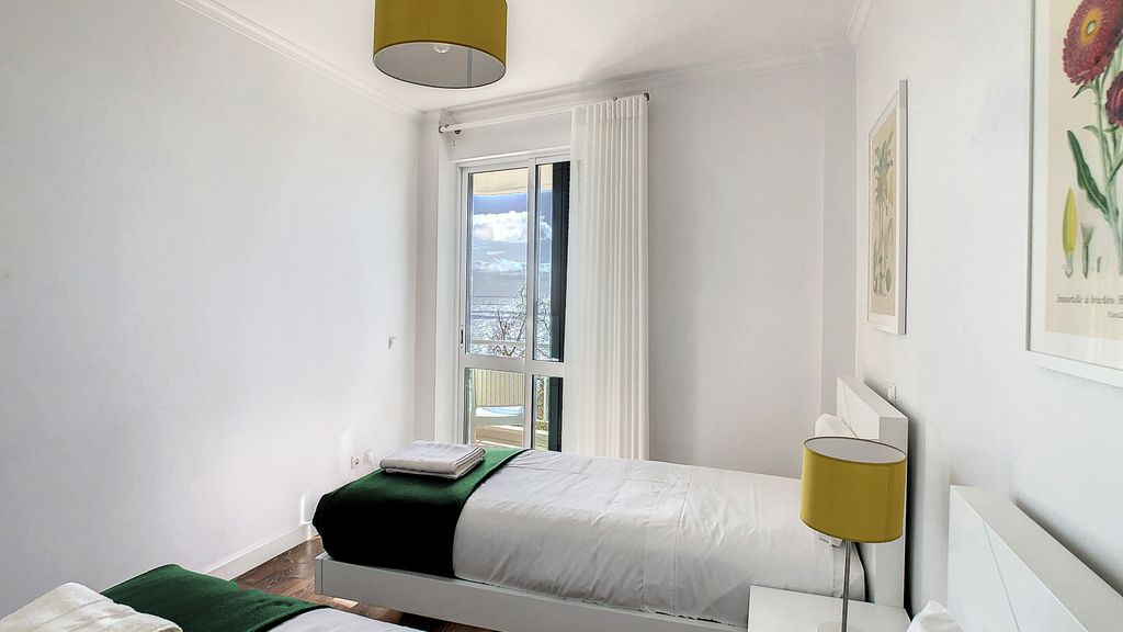 Lido Life Apartment by LovelyStay