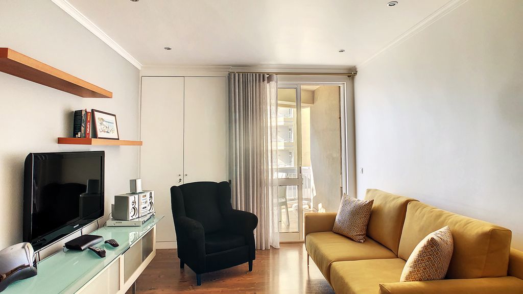Lido Life Apartment by LovelyStay