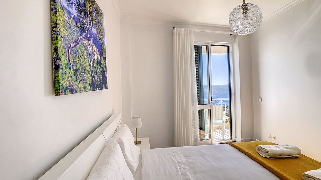 Lido Life Apartment by LovelyStay