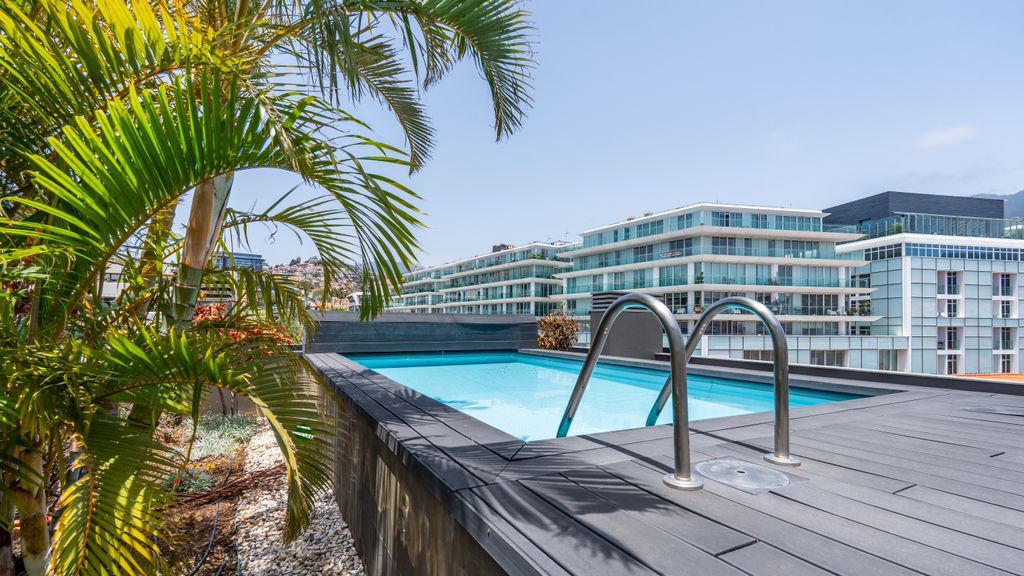 Parkside Marina Vista by LovelyStay