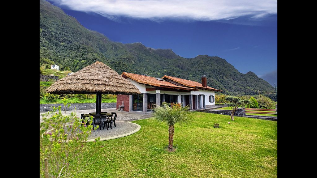 Quinta do Conde by LovelyStay