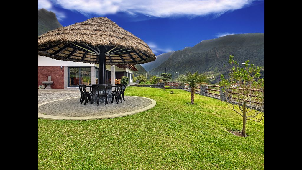 Quinta do Conde by LovelyStay