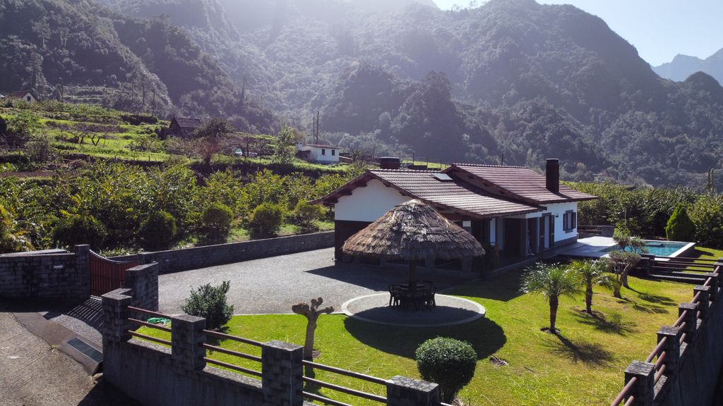 Quinta do Conde by LovelyStay