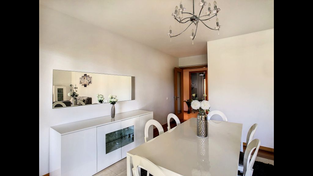 Samya Apartment by LovelyStay