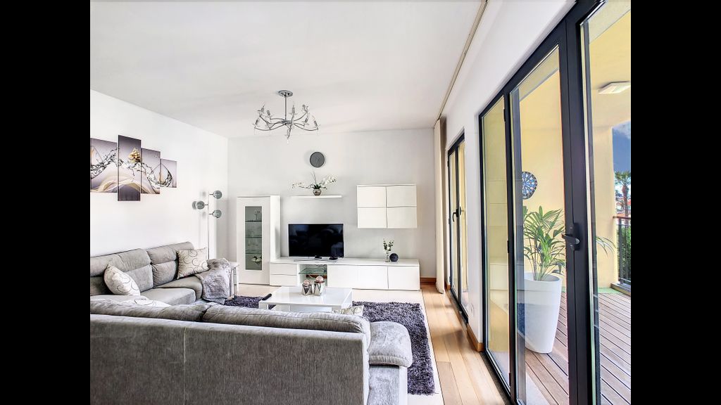 Samya Apartment by LovelyStay