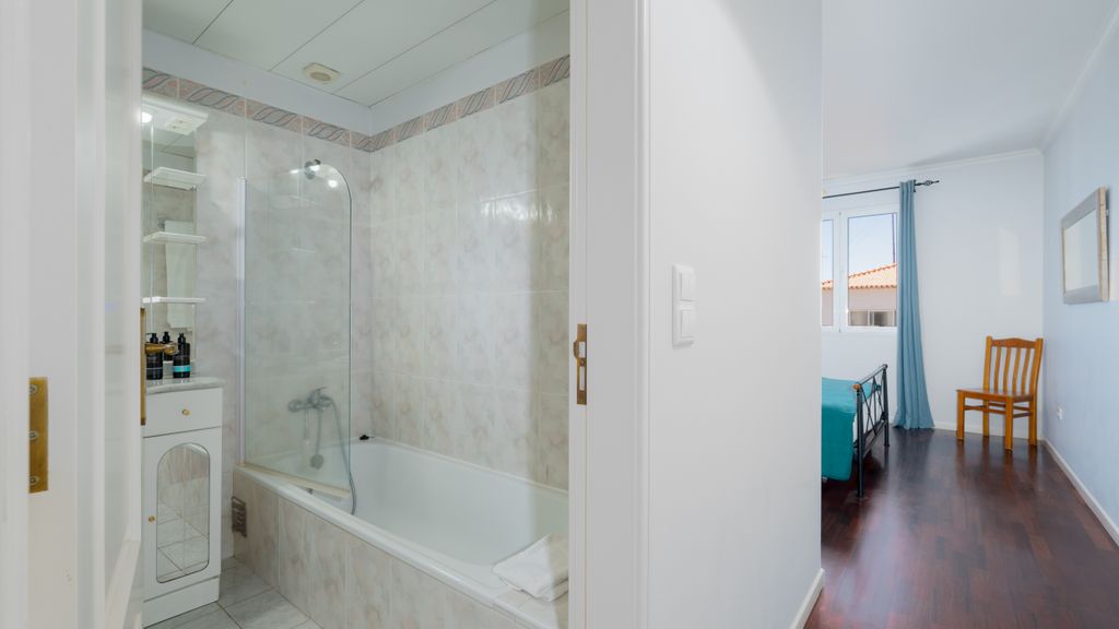 Sea N' Sun Apartment