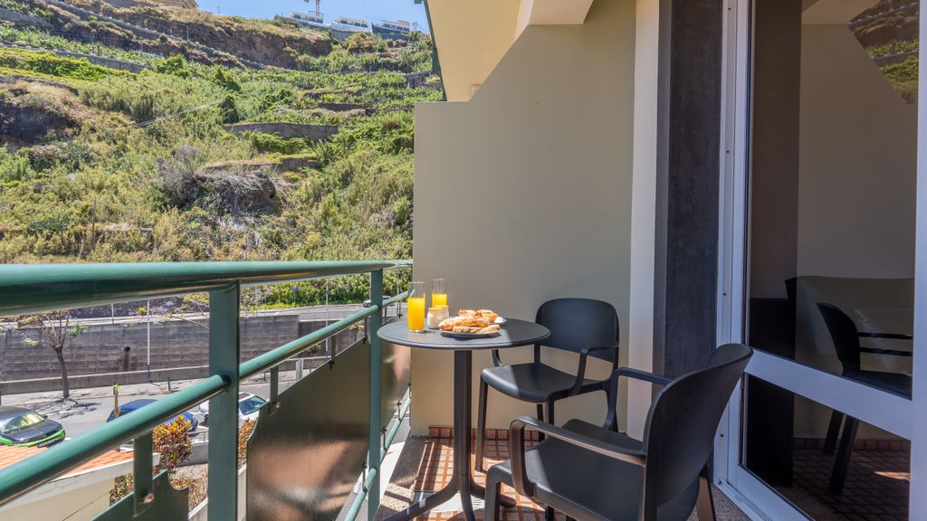Sea N' Sun Apartment
