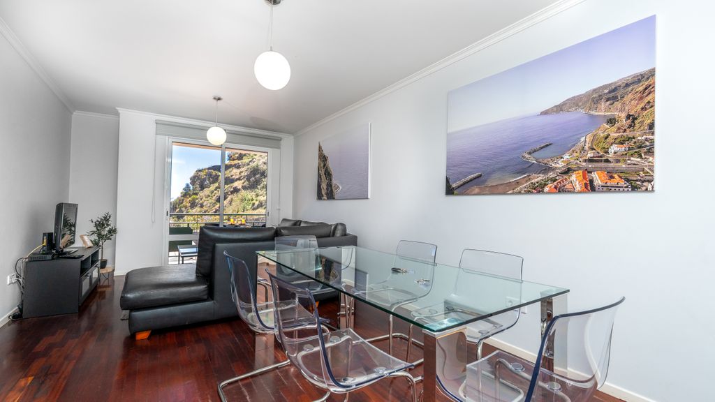 Sea N' Sun Apartment