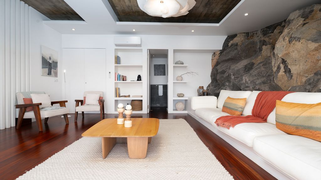 Unmei Villa by LovelyStay