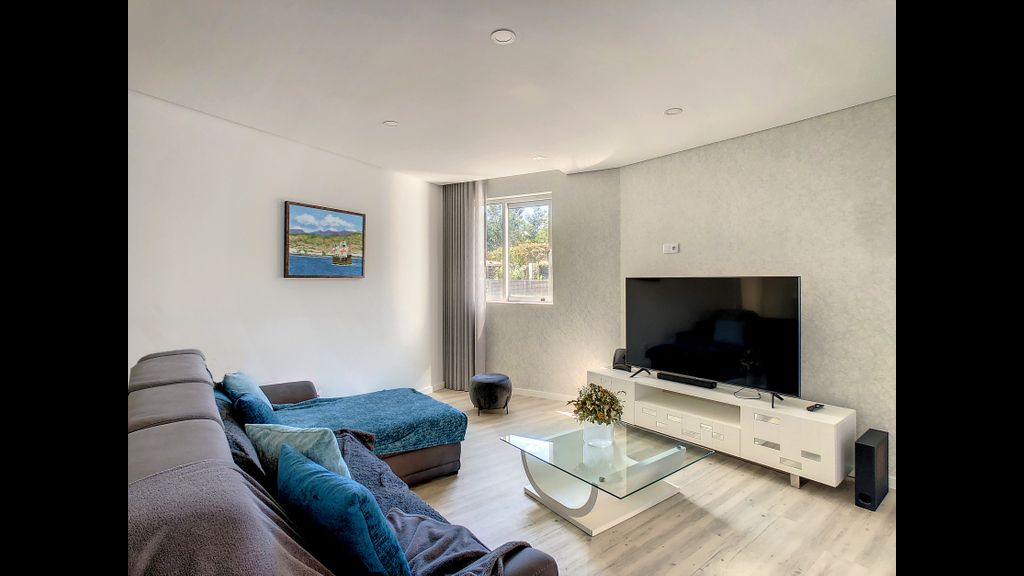 Uptown Apartment