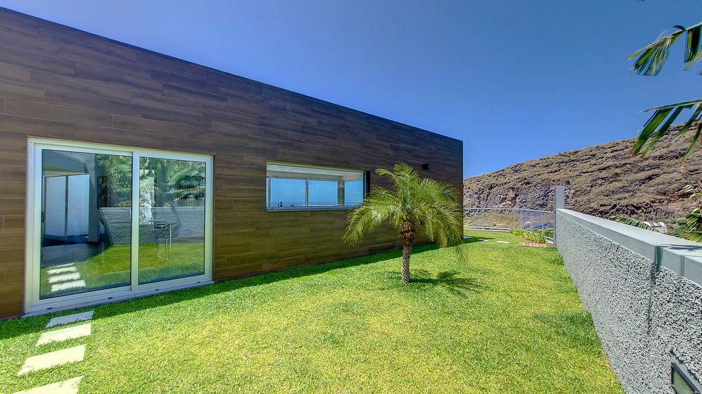 Villa Blue Horizon by LovelyStay