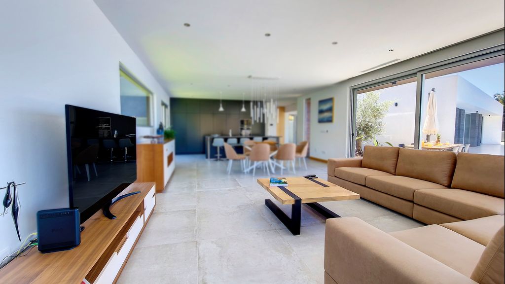 Villa Blue Horizon by LovelyStay