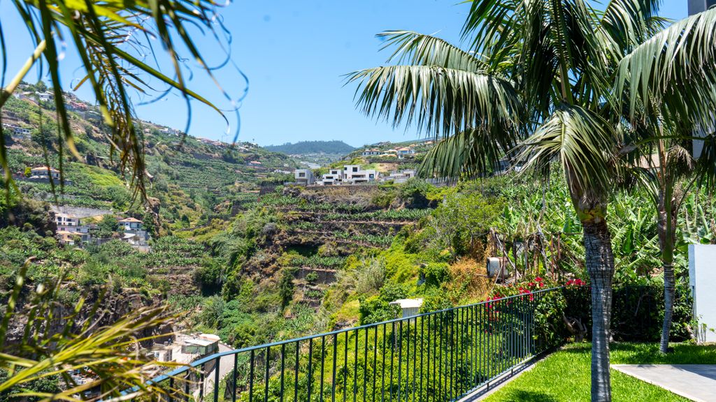Villa Calhau by LovelyStay