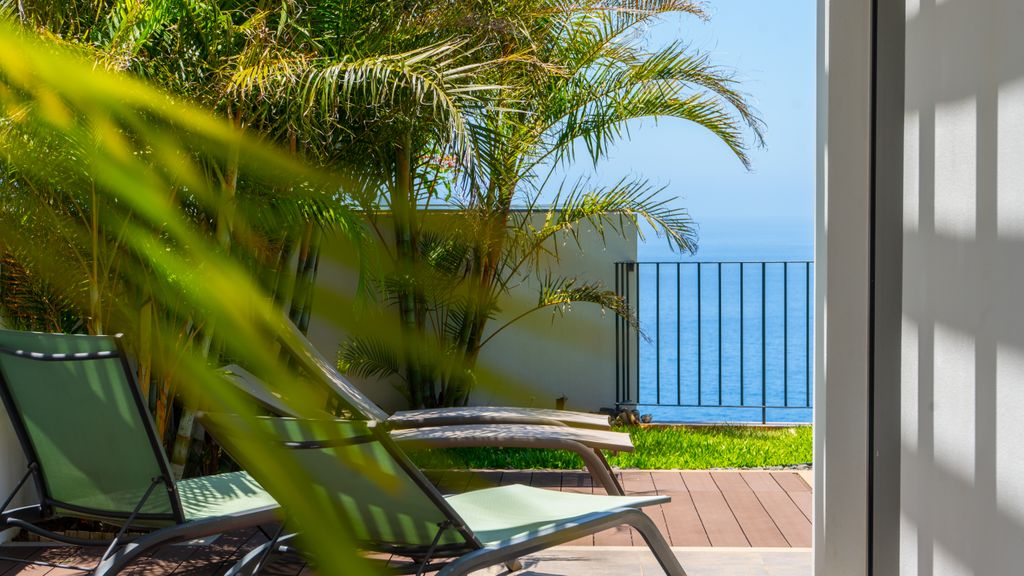 Villa Calhau by LovelyStay