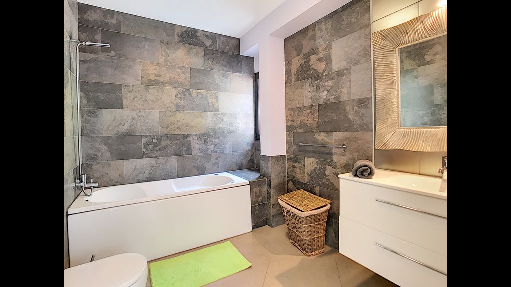 Villa do Paul by LovelyStay