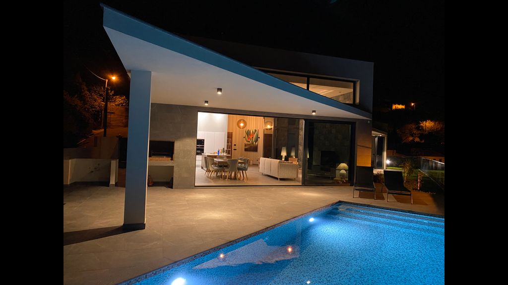 Villa Estrelícia by LovelyStay