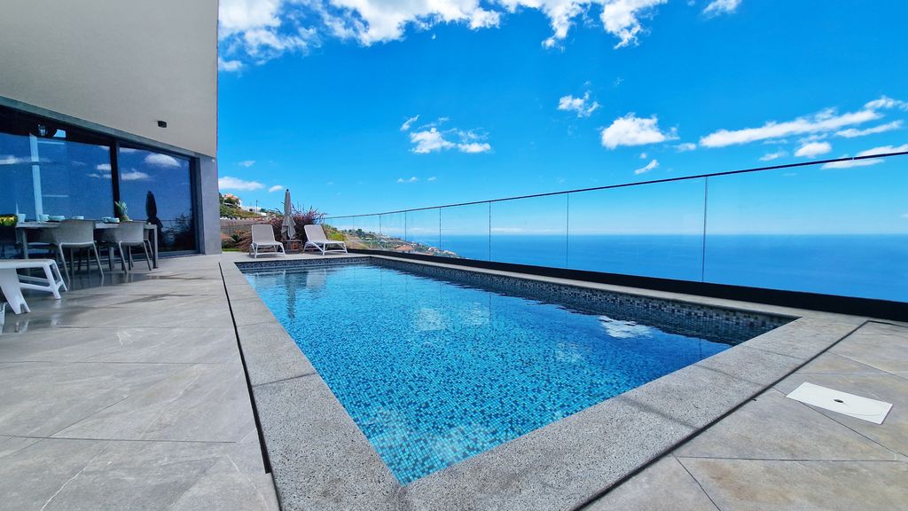 Villa Estrelícia by LovelyStay